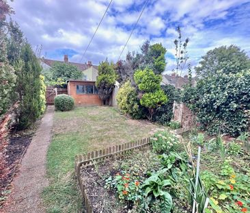 4 Bed Terraced House, Highbarrow Road, CR0 - Photo 2