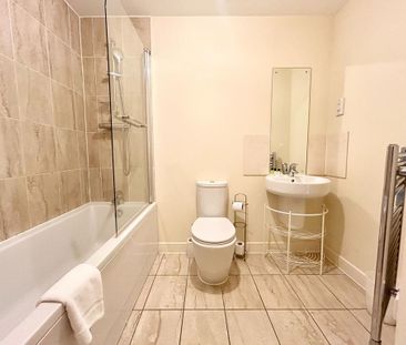 2 bedroom apartment to rent - Photo 5