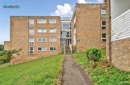 4 bedroom apartment to rent - Photo 5