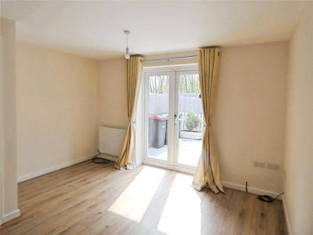 2 bedroom terraced house to rent - Photo 3