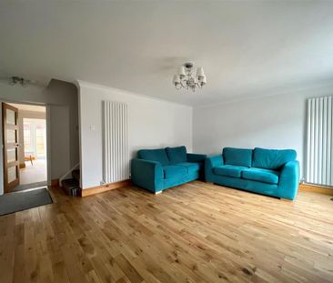 3 bedroom house to rent - Photo 2