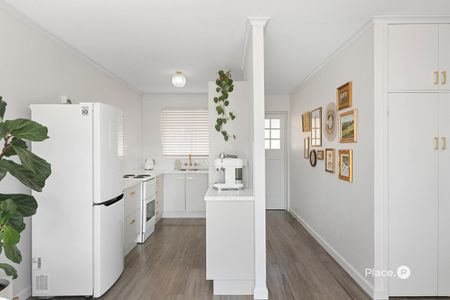 77, Kirkland Avenue, QLD, Coorparoo - Photo 4
