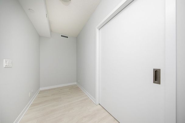 For Lease - 2221 Yonge Street Unit# #1201, Toronto, Ontario - Photo 1