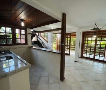 Casa com 5 quartos e 200m² para alugar em Cachoeira do Bom Jesus, F... - Photo 2