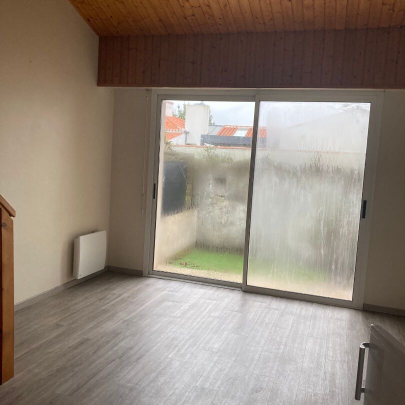 Location Appartement 1 pièce 30m² - Photo 1