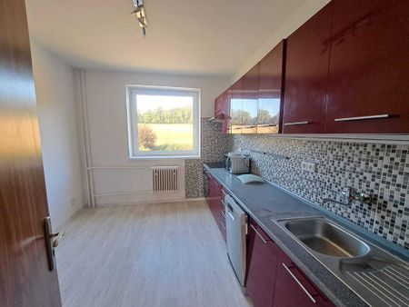 Pronájem bytu 2+1 61 m2 - Fotografie 2