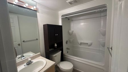 For Lease - 35 Forest Dale Drive Unit# Bsmt, Barrie, Ontario - Photo 4