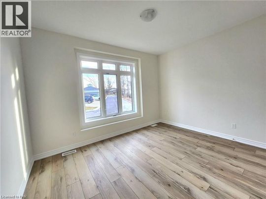 For Lease - 15 SHAMROCK Common, St. Catharines, Ontario - Photo 1