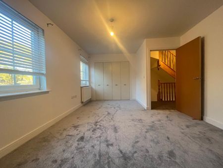 5 bedroom terraced house to rent - Photo 5