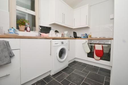 Sherwin Road, Lenton, Nottingham, NG7 - Photo 1