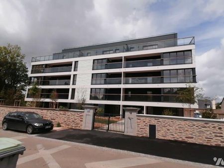 A LOUER A BRUZ- PLEIN CENTRE-VILLE-RESIDENCE BACCARAT: appartement récent (2023) de type 2 au r... - Photo 3