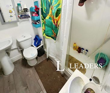 2 bedroom apartment to rent Woodland Parade, Hove, East Sussex, BN3 - Photo 6