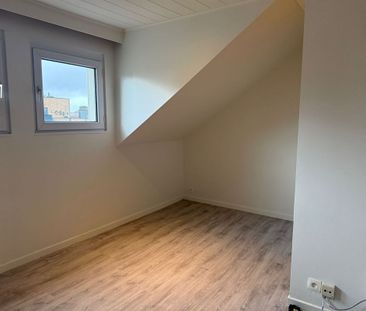 TE HUUR: Dakappartement met 1 slaapkamer in Hasselt! - Photo 1
