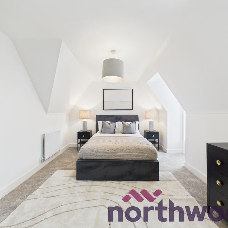 3 bedroom semi-detached house to rent - Photo 1