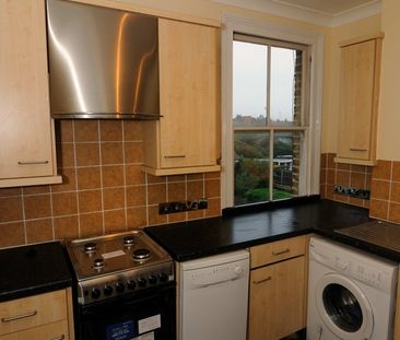 2 Bed Flat, Harrow View, HA1 - Photo 4