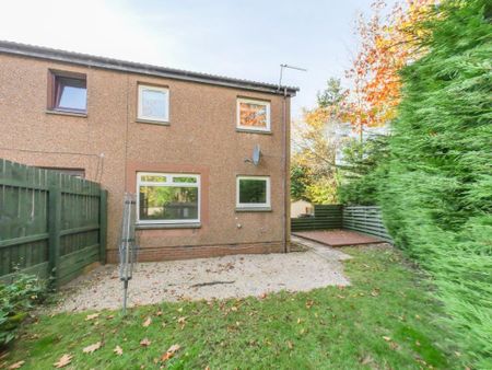 2 bedroom semi-detached house to rent - Photo 2