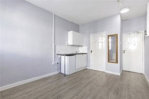 Coldharbour Lane, London, SW9 - Photo 2