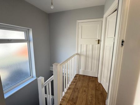 3 bedroom semi-detached house to rent - Photo 3