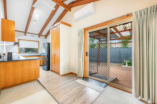 Immaculate Townhouse - Photo 1