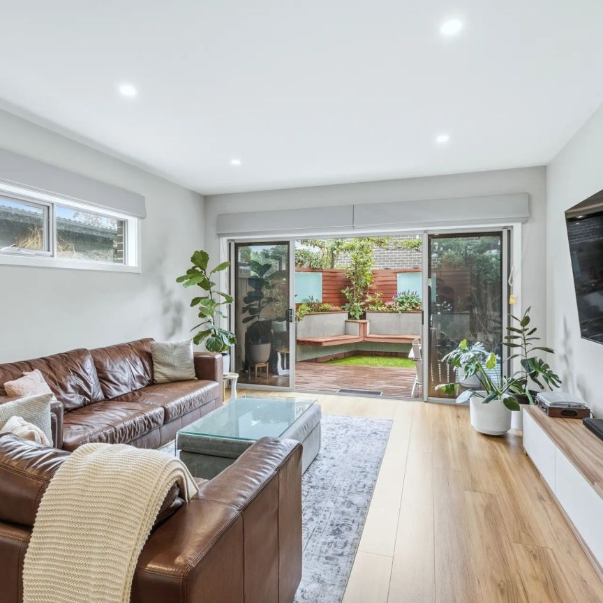 THIS PROPERTY FEATURES: - Photo 1