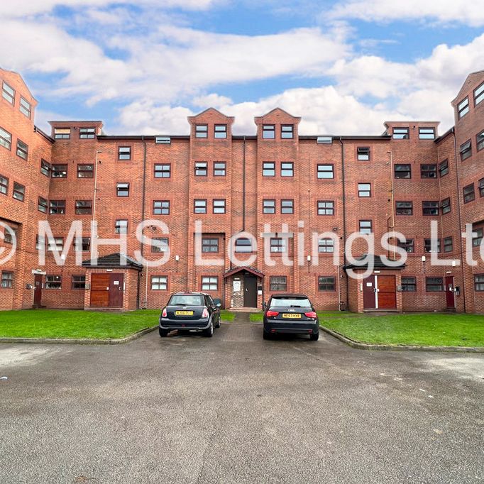 30 Kelso Heights, Leeds, LS3 1HN - Photo 1