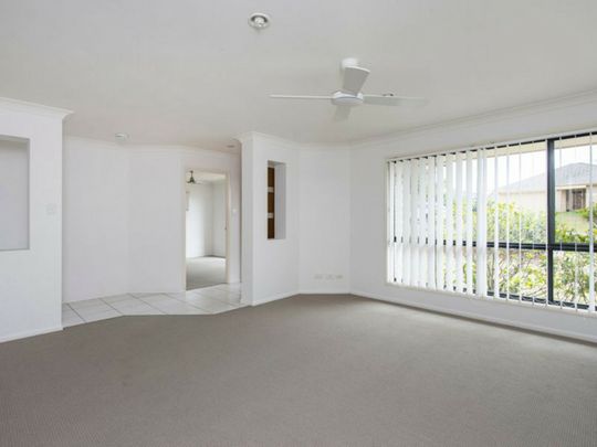 Gorgeous Family Home in Jacobs Ridge! - Photo 1