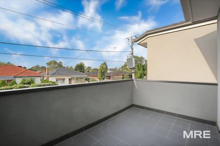 187 Hilton Street, Glenroy VIC 3046 - Photo 2