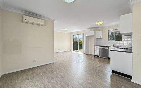 Modern Granny Flat in Prime Westmead Location - Photo 4