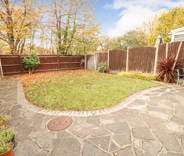 Frances Avenue, Chafford Hundred, Grays - Photo 3