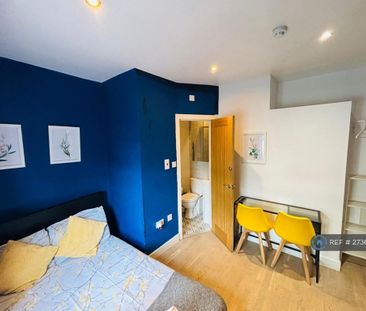 1 bedroom in a house share to rent - Photo 6