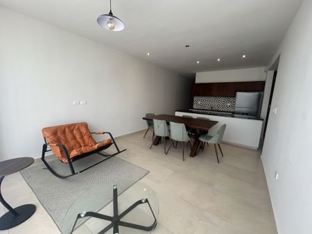 Departamento de 2 recámaras, amueblado en Temozón, con amenidades. - Photo 2