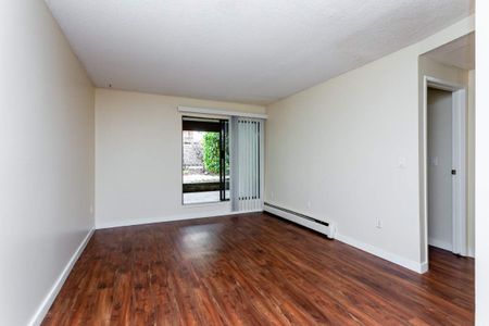 Adelaide Apartments - Photo 2