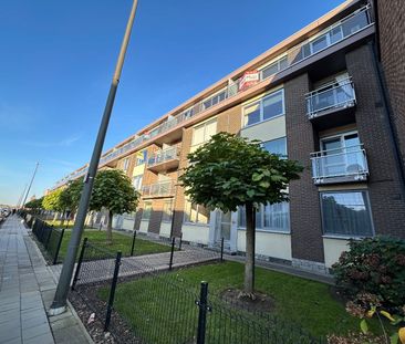 Gerenoveerd appartement met terras, garage en 2 slaapkamers in Tong... - Photo 1