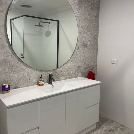 Room Available in Central Busselton Shared House - Photo 3