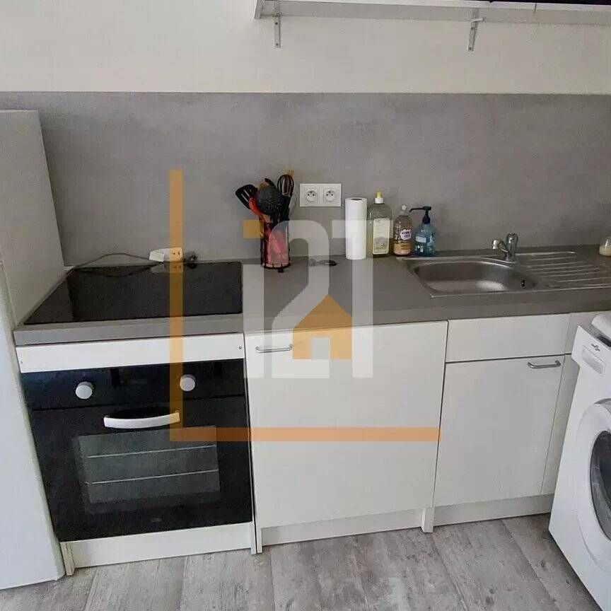 Appartement à louer - Nîmes 2 pièces de 27.67 m² - Photo 1