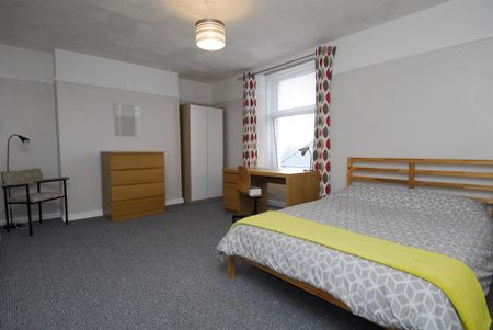 4 bedroom house to rent - Photo 4