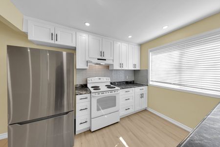 For Lease - 41 Tormore Drive Unit# Main, Richmond Hill, Ontario - Photo 2