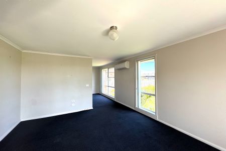 Family Home in Convenient Location - Photo 3