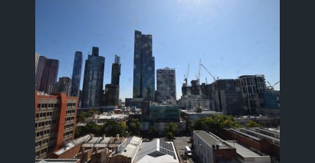 Perfect Location in Carlton - Student Only - Photo 5