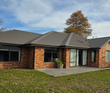 2 Little Oaks Drive - Photo 1