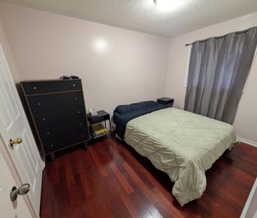 For Lease - 3843 Densbury Drive Unit# Upper, Mississauga, Ontario - Photo 4