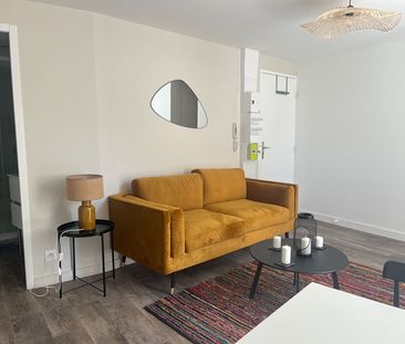 Location Appartement 3 pièces 53m² - Photo 2