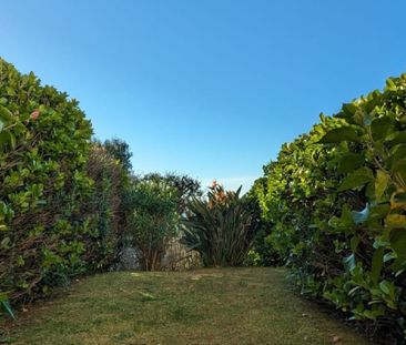 Cap d'Ail, résidence 'Le Château Saint-Georges', studio meub - Photo 3