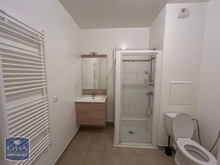 Location Appartement 2 pièces 44m² GENNEVILLIERS 92230 - Photo 2