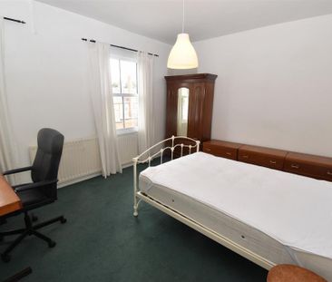 4 bedroom house to rent - Photo 2