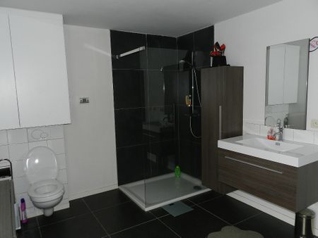 Woning te huur in Ieper centrum (3 slpk +parking) - Photo 5