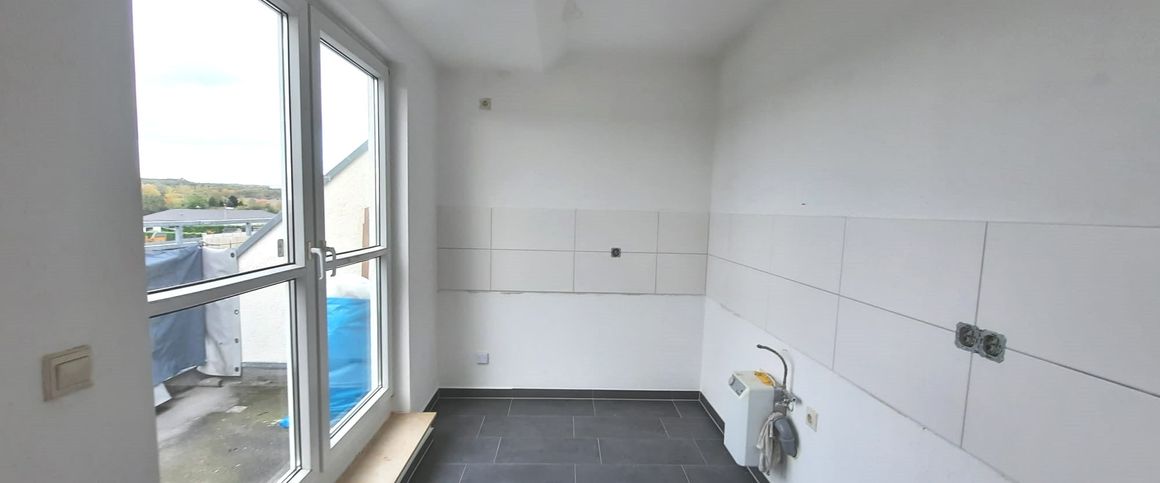 "Charmante 2-Raum-Wohnung im Dachgeschoss" - Photo 1