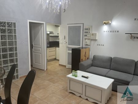 Location Appartement 3 pièces 53m² ROUSSET 13790 - Photo 3