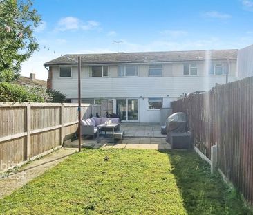 3 bedroom terraced house to rent - Photo 2