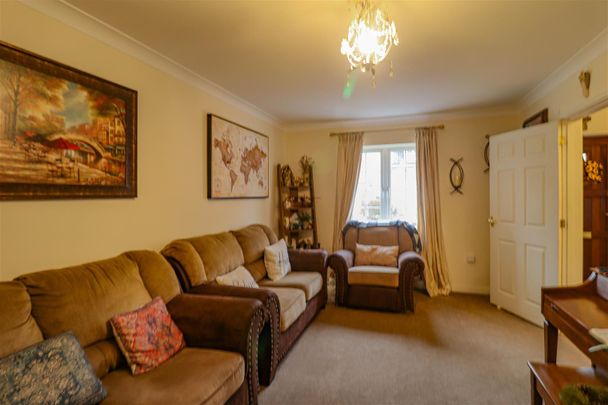 Juniper Road, Red Lodge, Bury St. Edmunds - Photo 1